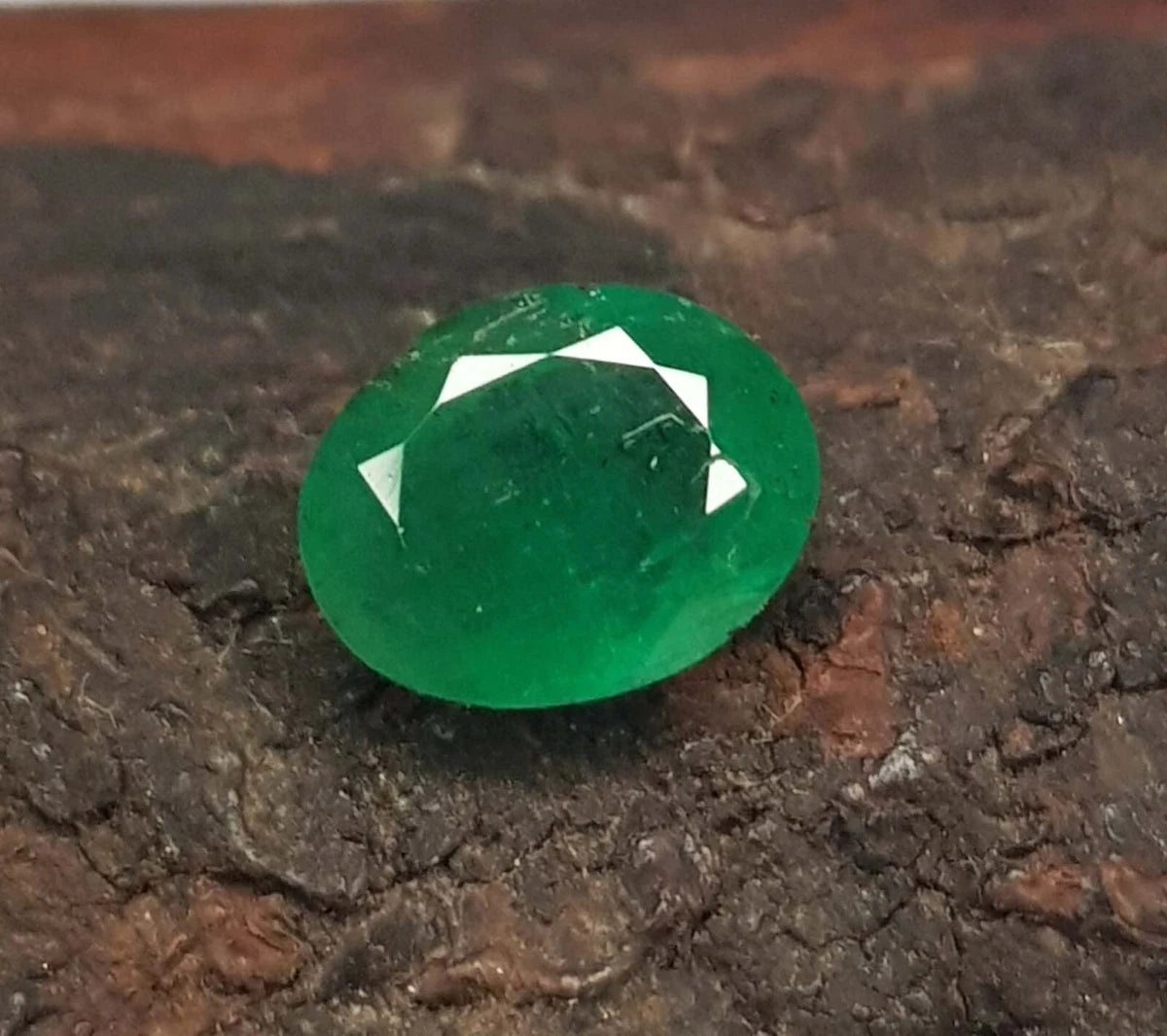 NATURAL SWATI ZUMURD (EMERALD)